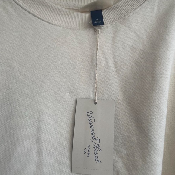 Universal Threads Target cream crewneck. Women’s size XL. New with tags - Picture 6 of 6